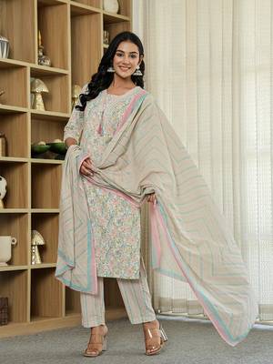 pink pure cotton floral print kurta dupatta pant set 2