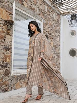 olive green cotton straight kurta set with handwork 2