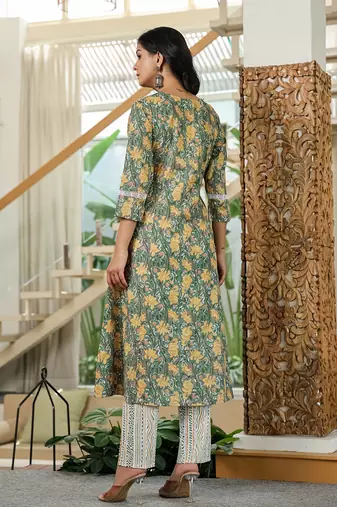 green floral a-line kurta trouser dupatta set with lace work