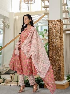 pink floral a-line kurta trouser dupatta set with lace work 2