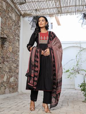 black cotton a line gathered or pleated kurta dupatta set 1