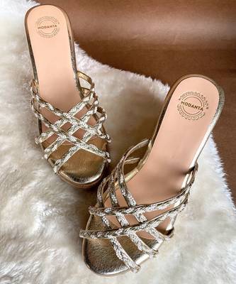 Gold lace wedges 3