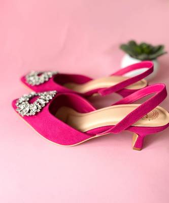 Hot pink pumps 1