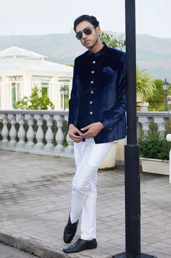 men blue plain velvet jodhpuri