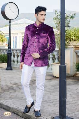 men majenta plain velvet jodhpuri 1
