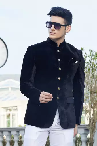 men black plain velvet jodhpuri