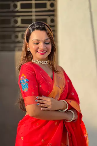 Red zari woven vitthala god paithani silk blend saree
