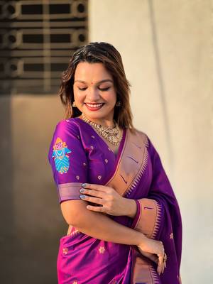 Wine zari woven vitthala god paithani silk blend saree 3