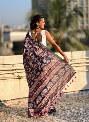 Dark blue tussar silk blend printed saree with zari woven border 2