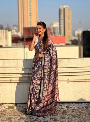 Dark blue tussar silk blend printed saree with zari woven border 3