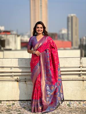 Pink soft silk blend zari woven patola saree with contrast weaves 1