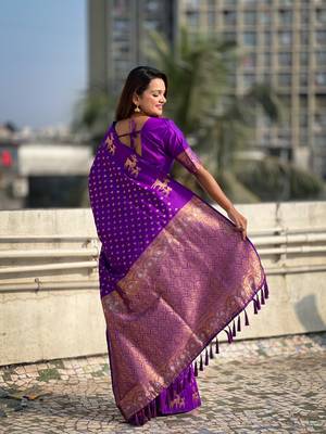 Purple soft silk blend dual zari woven saree with deer border 2
