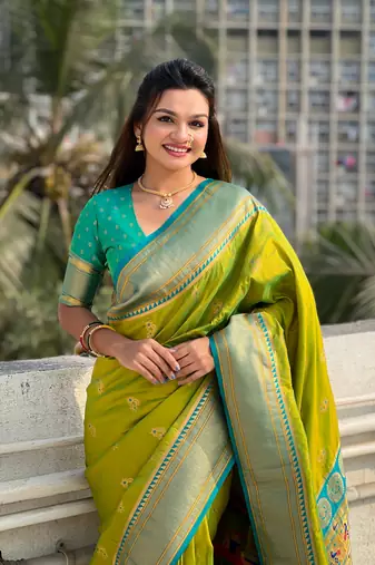 Mehendi green zari woven nath contrast yeola paithani silk blend saree