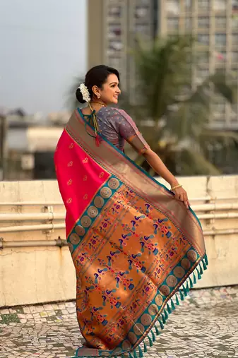 Pink zari woven nath contrast yeola paithani silk blend saree