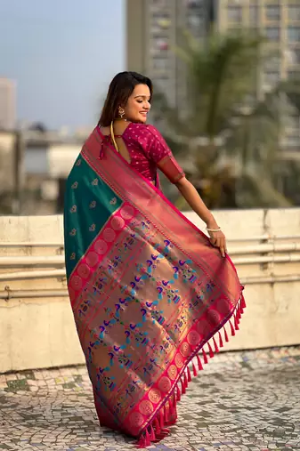 Green zari woven nath contrast yeola paithani silk blend saree