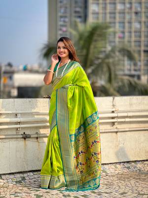 Pista zari woven nath contrast yeola paithani silk blend saree 1