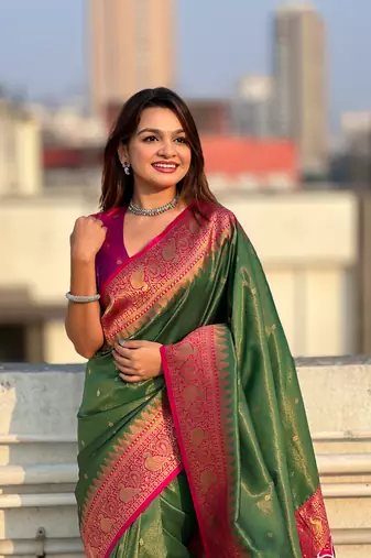 Mehendi green pure tissue zari woven patola saree with contrast weaves