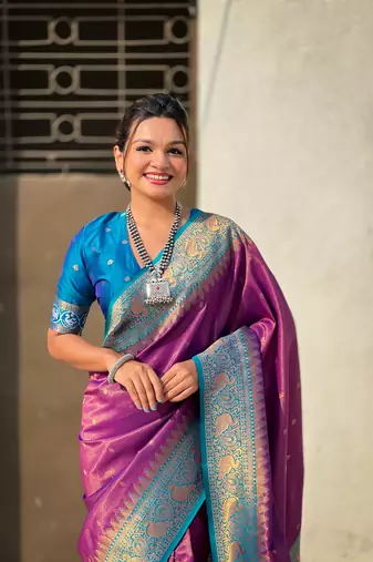 Purple pure tissue zari woven patola saree with contrast weaves