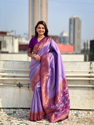 Lavender pure tissue zari woven patola saree with contrast weaves 1