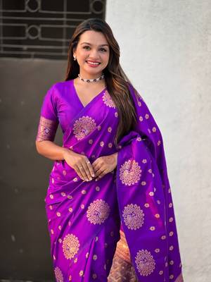 Purple soft silk blend dual zari woven saree with peacock border 4