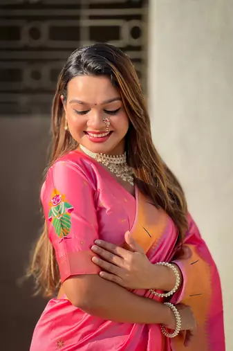 Baby pink zari woven vitthala god paithani silk blend saree