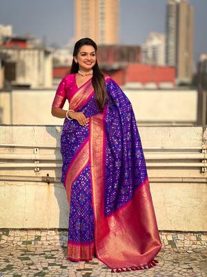 Violet soft silk blend zari woven premium patola saree with contrast weaves 4