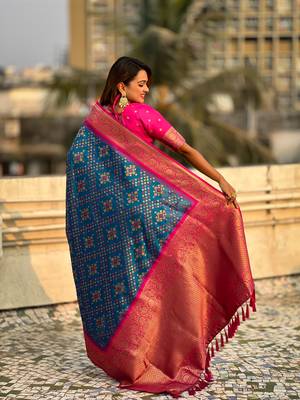 Blue soft silk blend zari woven premium patola saree with contrast weaves 2