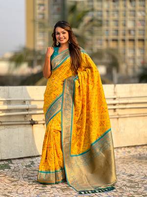Yellow soft silk blend zari woven premium patola saree with contrast weaves 2