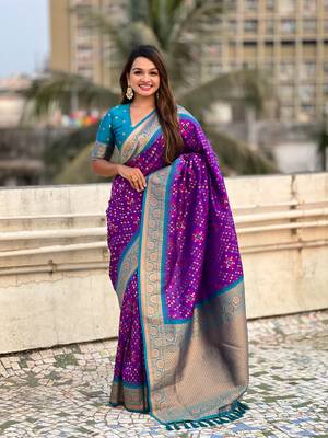 Purple soft silk blend zari woven premium patola saree with contrast weaves 1