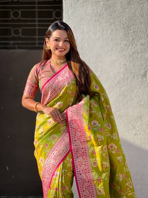 Mehendi green banarasi contrast jaal soft silk blend zari woven saree 1