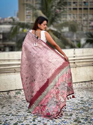 Baby pink katki silk blend floral printed saree with piping border 2