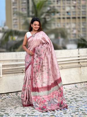 Baby pink katki silk blend floral printed saree with piping border 4