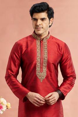 men maroon banarasi art silk kurta churidar without lining 3