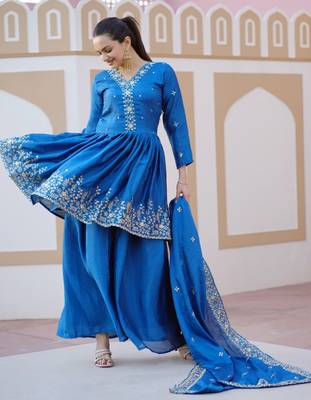 Heavy Chinon Suit With Sequin Embroidered Work 3