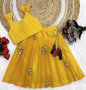 Kids Embroidery South Indian Traditional Pattu Pavadai Silk Blend Readymade Lehenga Choli Dress For Girls 2