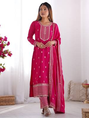 Elegant pink Suit set with embroidered dupatta and flowing palazzo 1