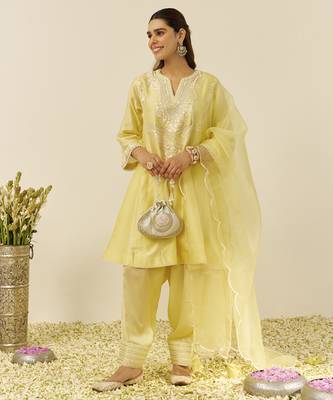 Lemon yellow aiza - short chauga with salwar and dupatta 1
