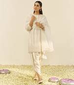 Daisy ivory zaisha - short kurta with dhoti and dupatta