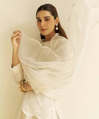 Daisy ivory zaisha - short kurta with dhoti and dupatta 2