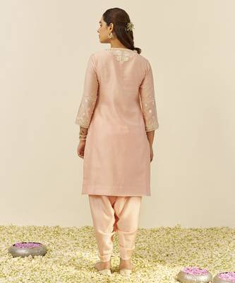 Off rose zahra - short kurta with dhoti and dupatta 4