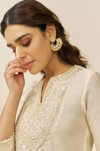 Daisy ivory sara - short kurta with salwar