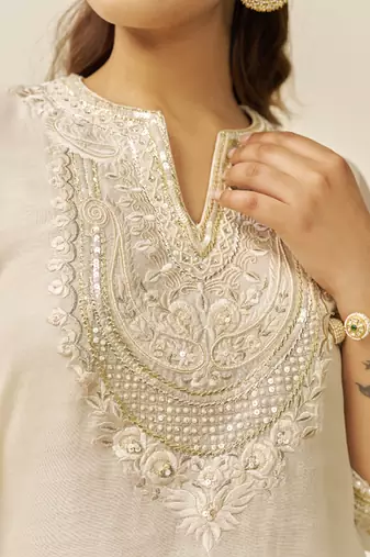 Daisy ivory sara - short kurta with salwar