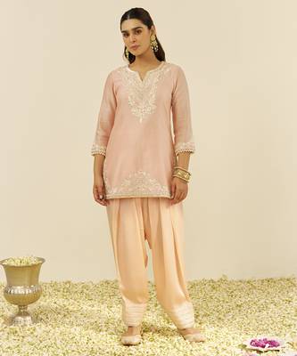 Blush pink sara - short kurta with salwar and dupatta 2