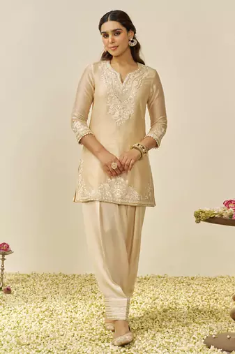 Beige haniya - short kurta with salwar and dupatta