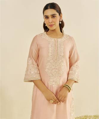 Off rose haniya - short kurta with salwar and dupatta 4