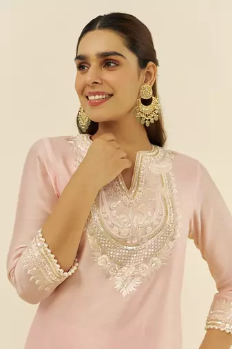 Off rose haniya - short kurta with salwar and dupatta