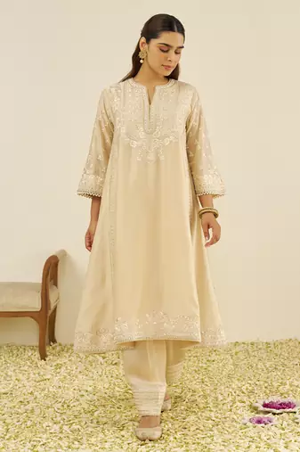 Beige maaroofa - long chauga with salwar