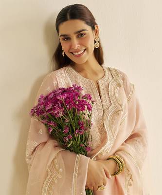 Off rose maaroofa - long chauga with salwar 4