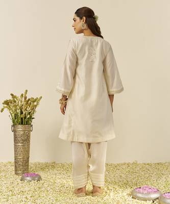 Daisy ivory aiza - short chauga with salwar 4