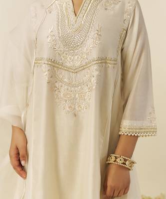 Daisy ivory aiza - short chauga with salwar 5
